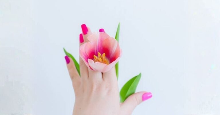green and pink nails