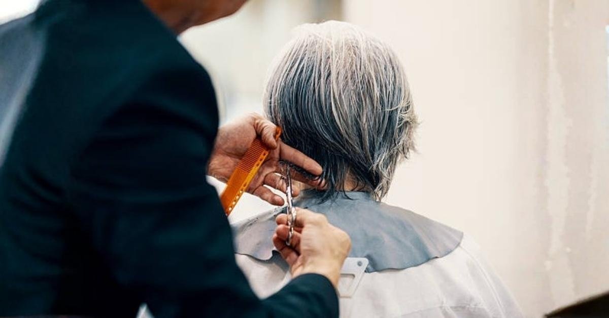haircuts for over 60