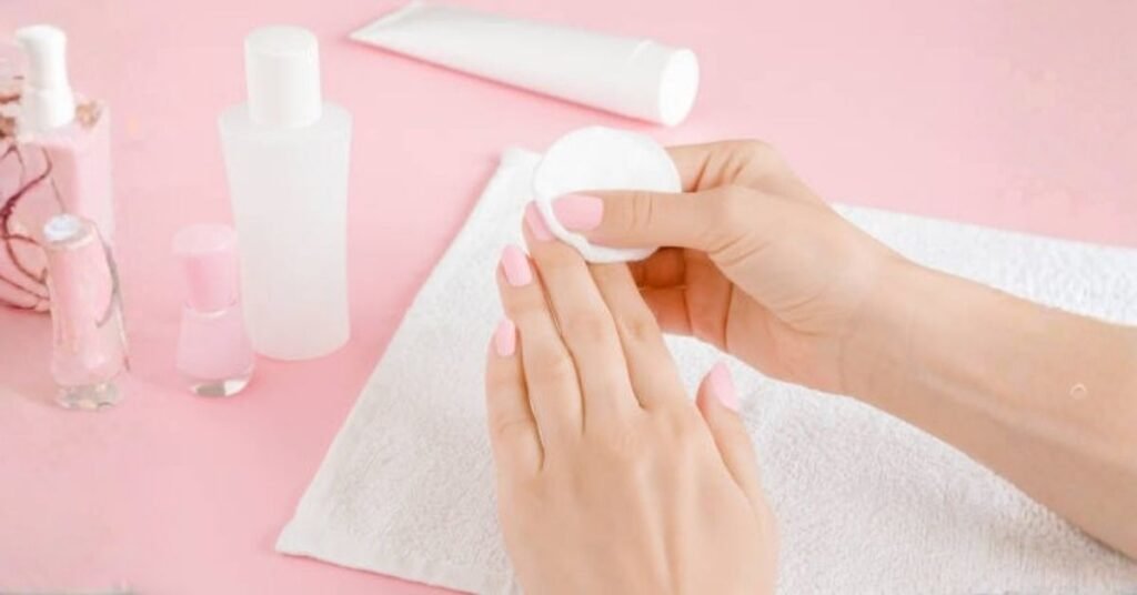How to Remove Gel Nail Polish