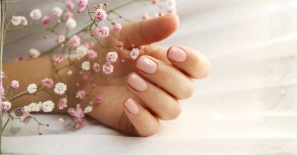 Short French Tip Nails