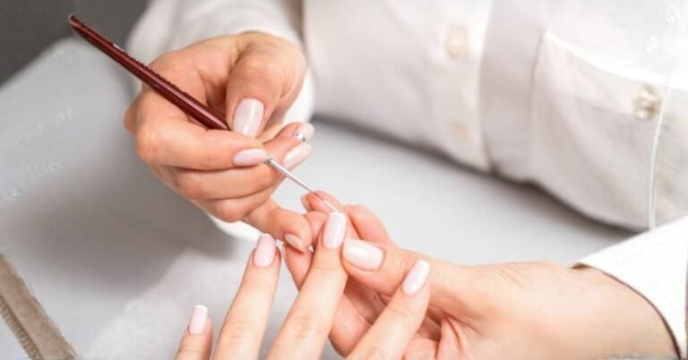 white french tip nails