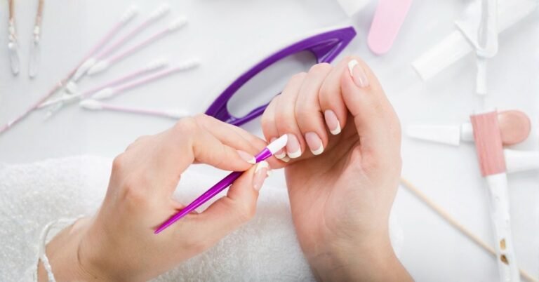 NAIL ART