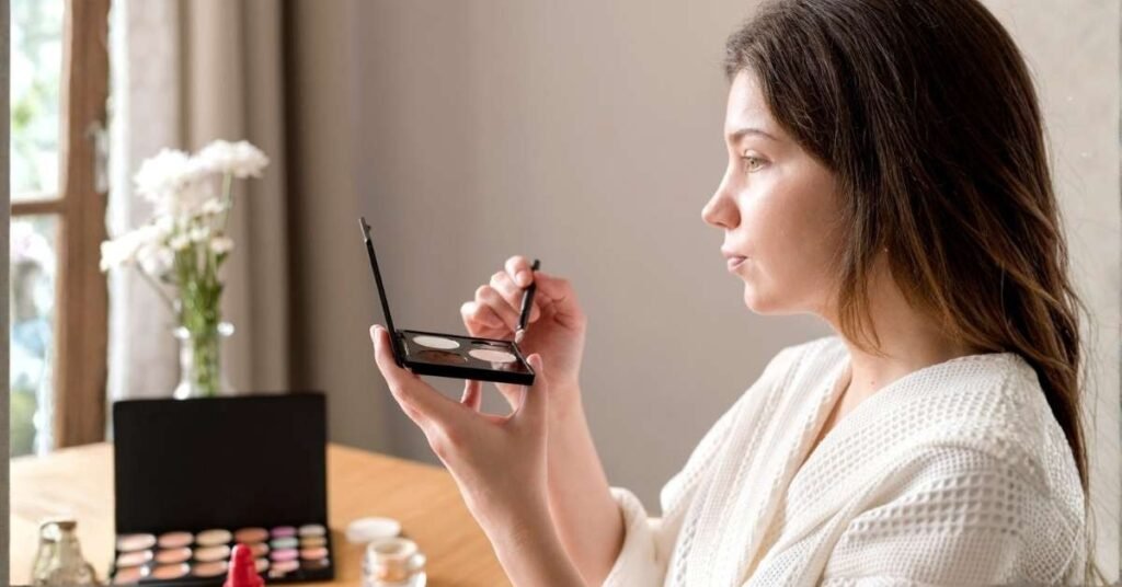1930s makeup