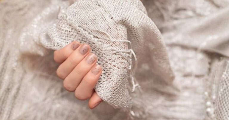 squoval nails